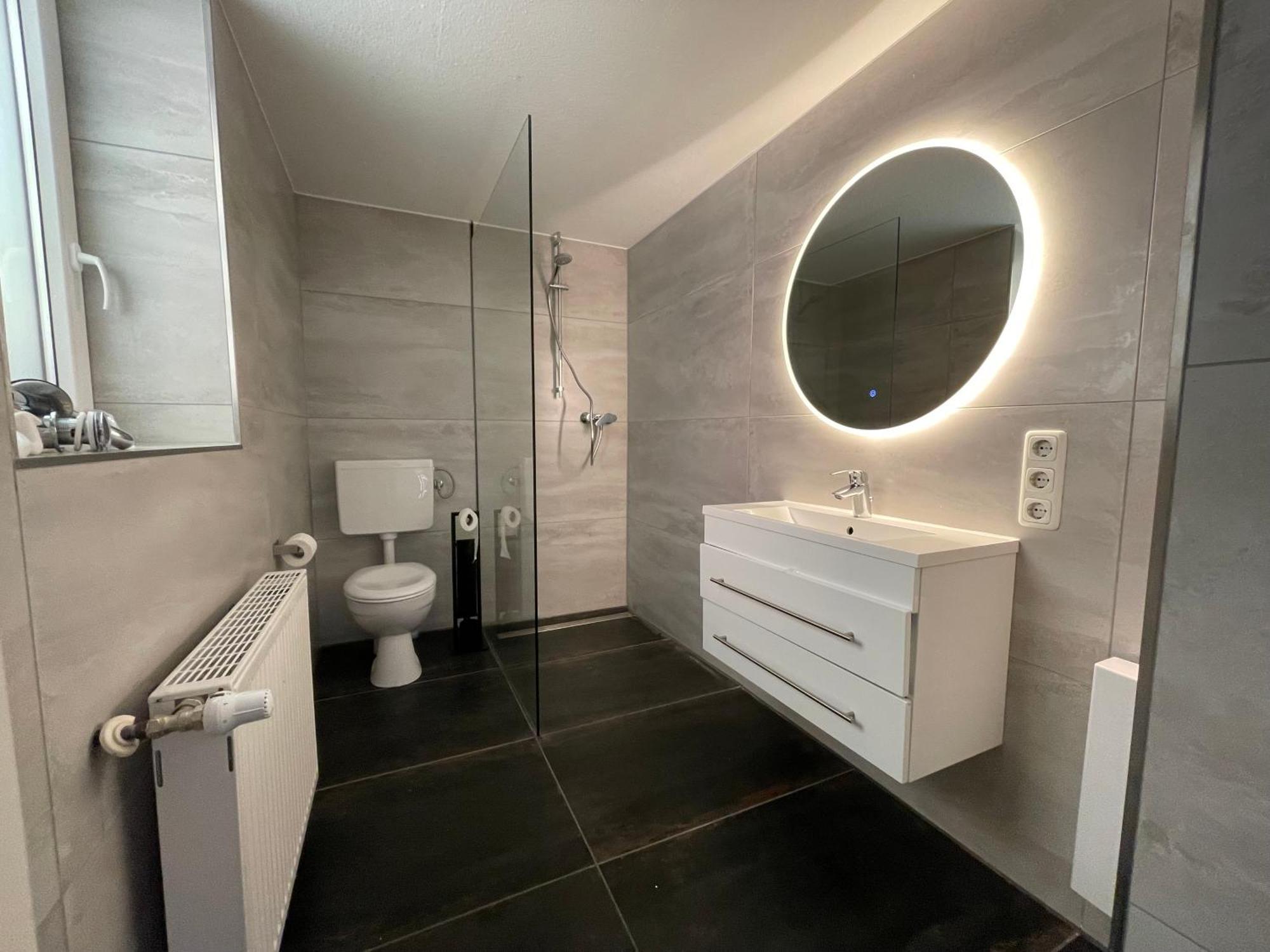 Fachwerkhaus Mit 2 Getrennten Schlafzimmern, Wohnzimmer Und Kueche บุคเคอบวร์ก ภายนอก รูปภาพ